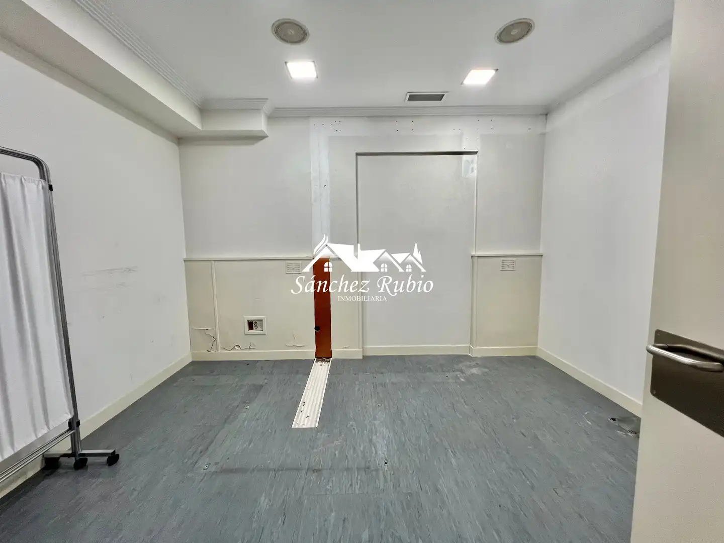 Local en venta en Madrid con Aire acondicionado y Calefacción