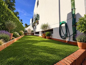 Casa aparellada amb jardí en venda a Teatinos - Universidad