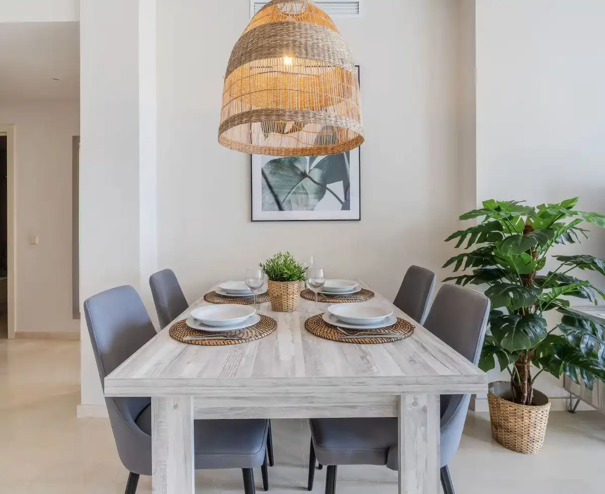 Menjador de Apartament en venda en Casares amb Aire condicionat, Terrassa i Traster