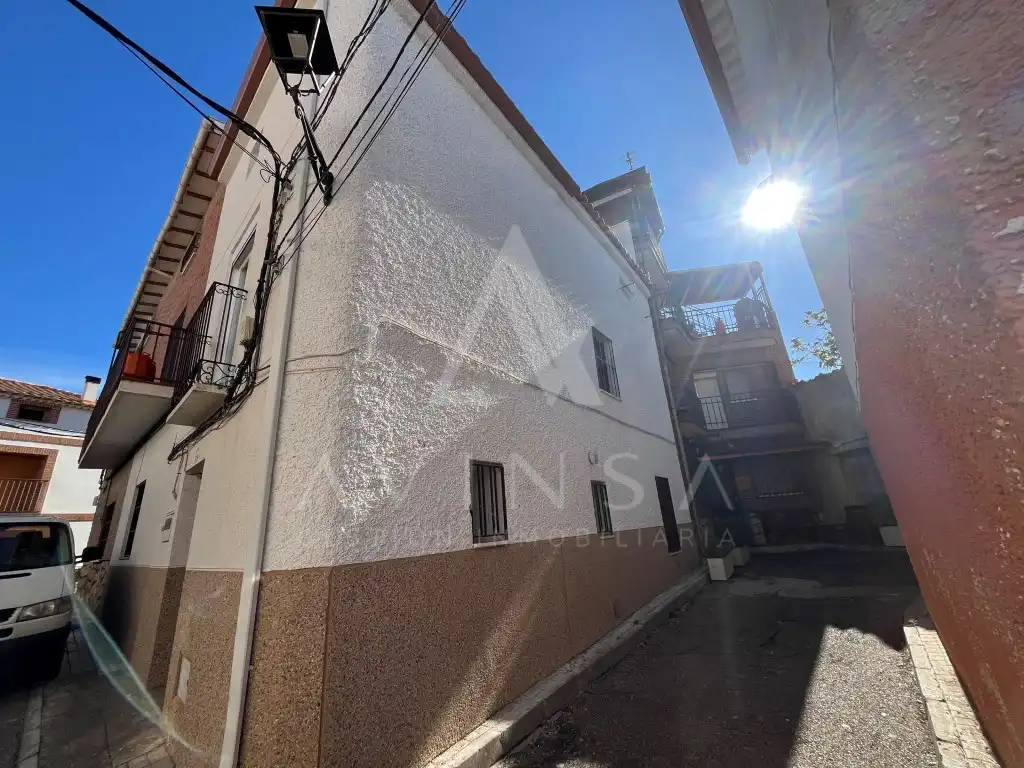 Exterior view of Houses for sale in Yebra