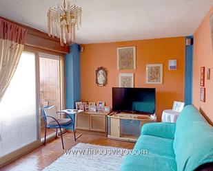 Living room of Flat for sale in Redondela  with Heating, Parquet flooring and Terrace