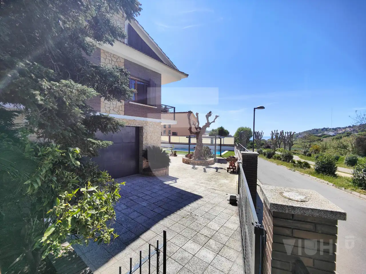 Vista exterior de Casa o chalet en venta en Tiana con Aire acondicionado, Calefacción y Jardín privado