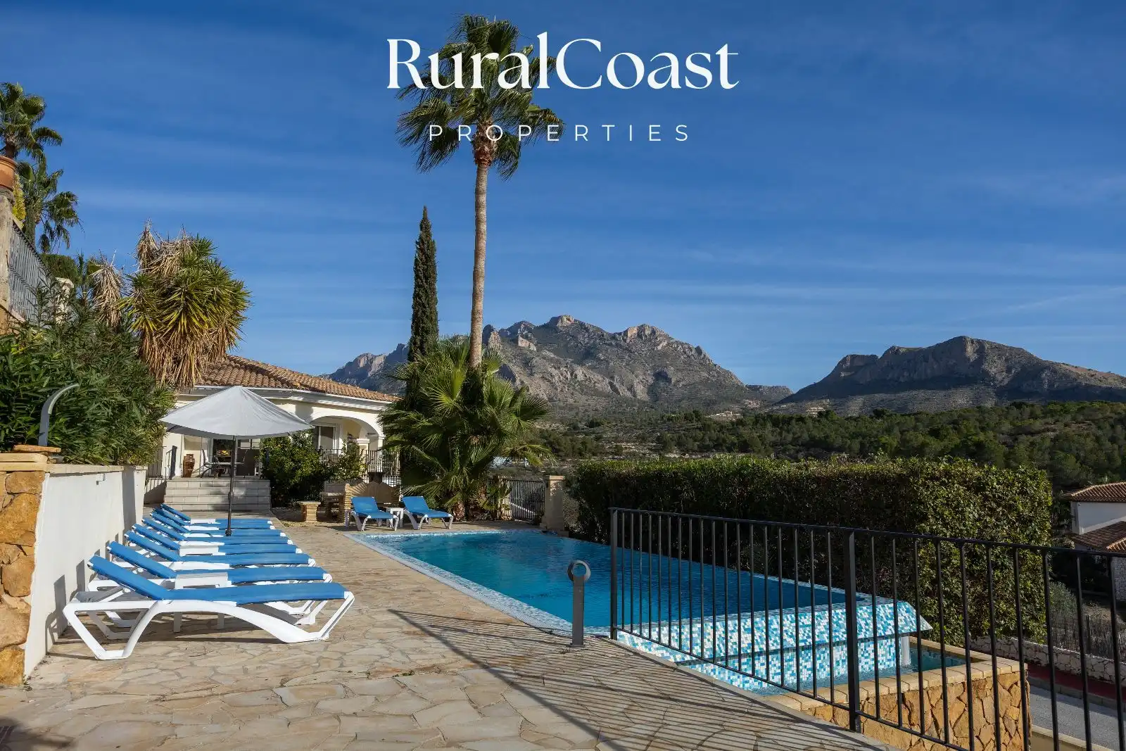 Vista exterior de Casa o chalet en venta en Busot con Aire acondicionado, Calefacción y Terraza