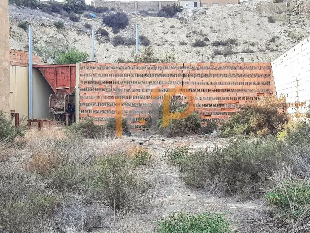 Industrial land for sale in Alhabia