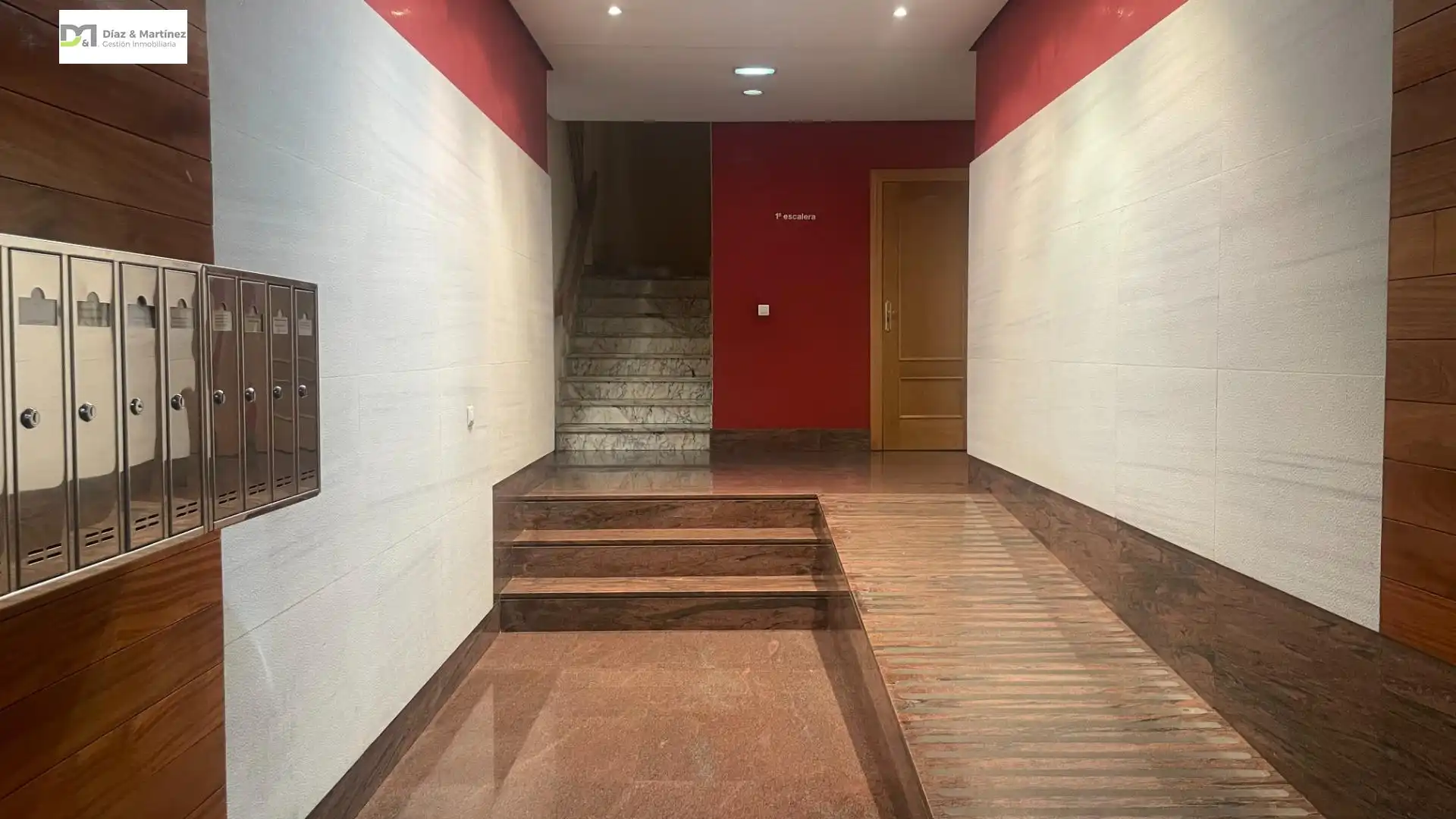 Apartament de lloguer en León Capital  amb Calefacció, Parquet i Moblat