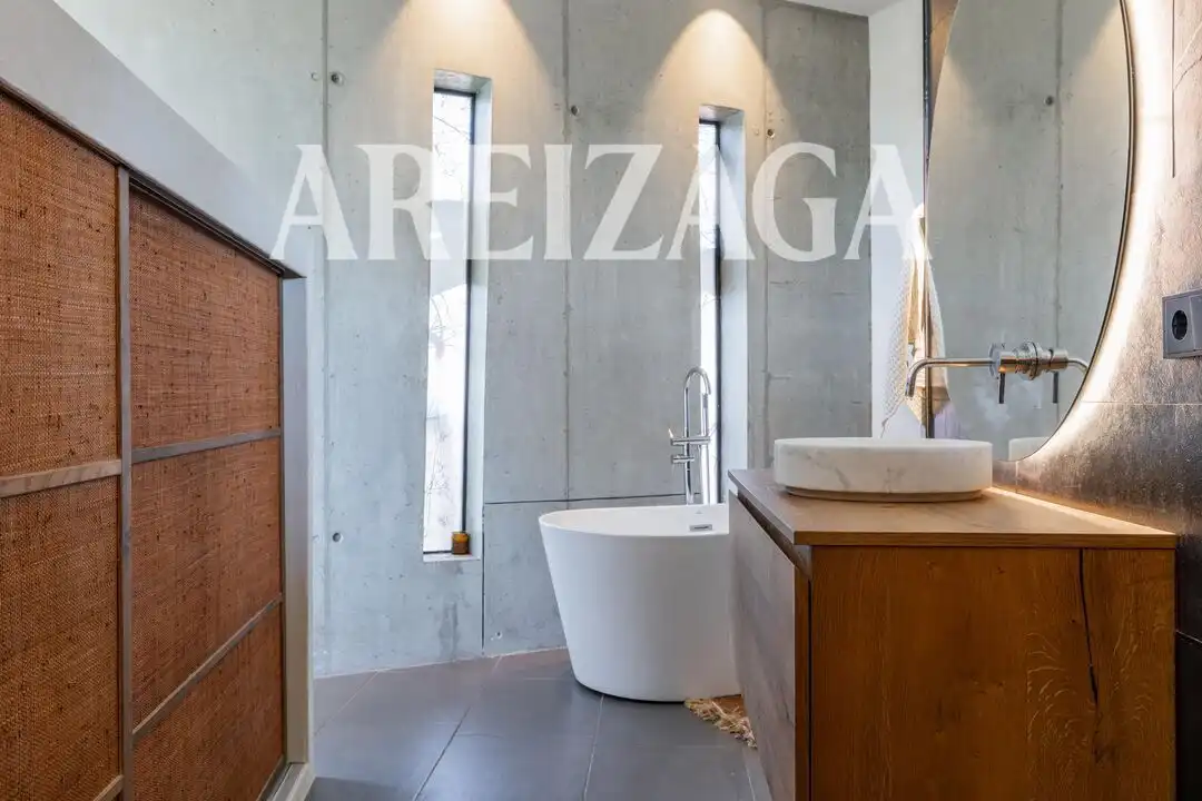 Baño de Casa o chalet en venta en Donostia - San Sebastián  con Aire acondicionado, Calefacción y Jardín privado