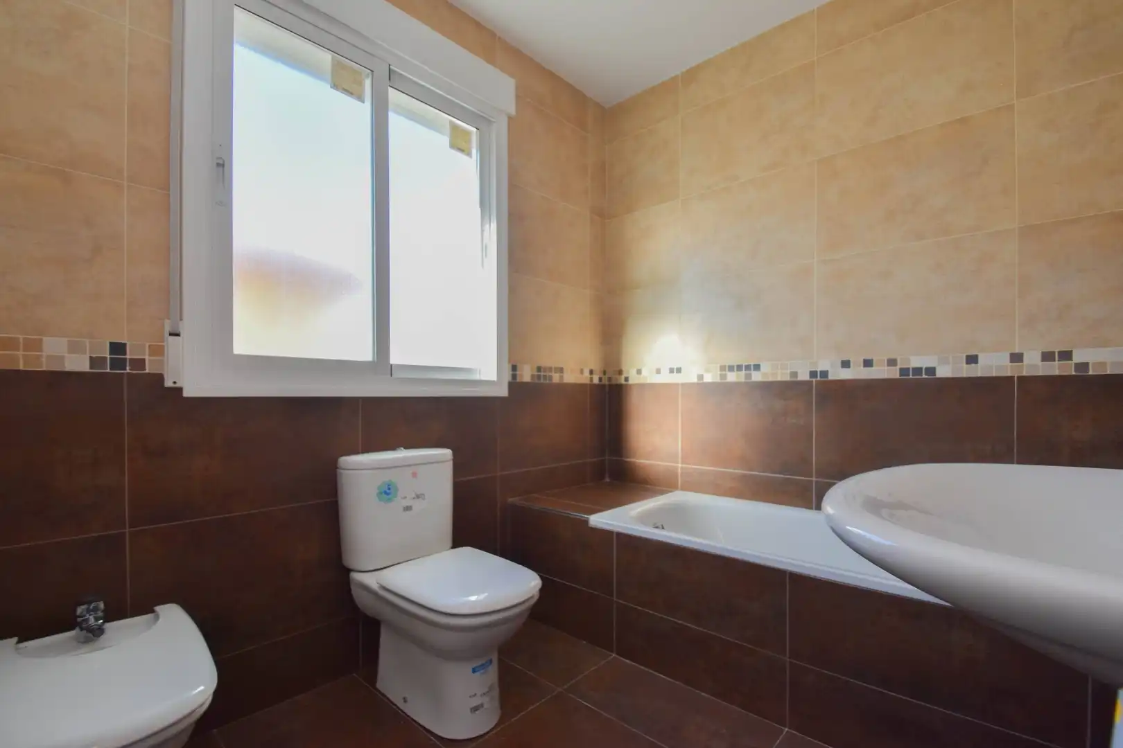 Baño de Casa adosada en venta en Atarfe con Trastero y Balcón