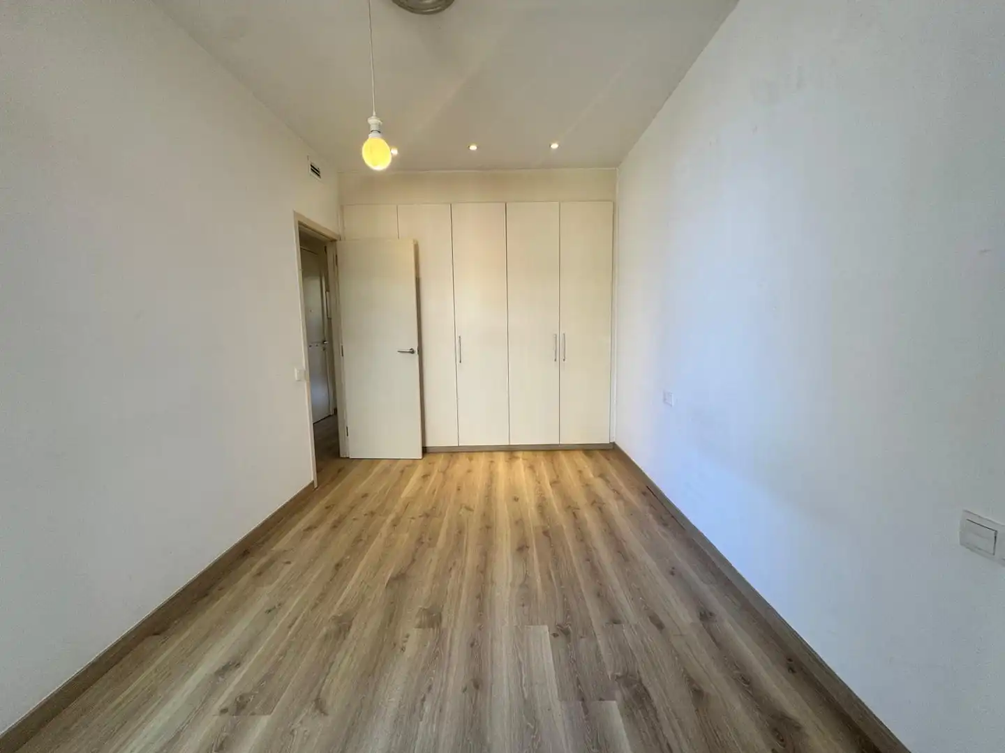 Habitación de Piso en venta en Barcelona con Aire acondicionado, Calefacción y Terraza