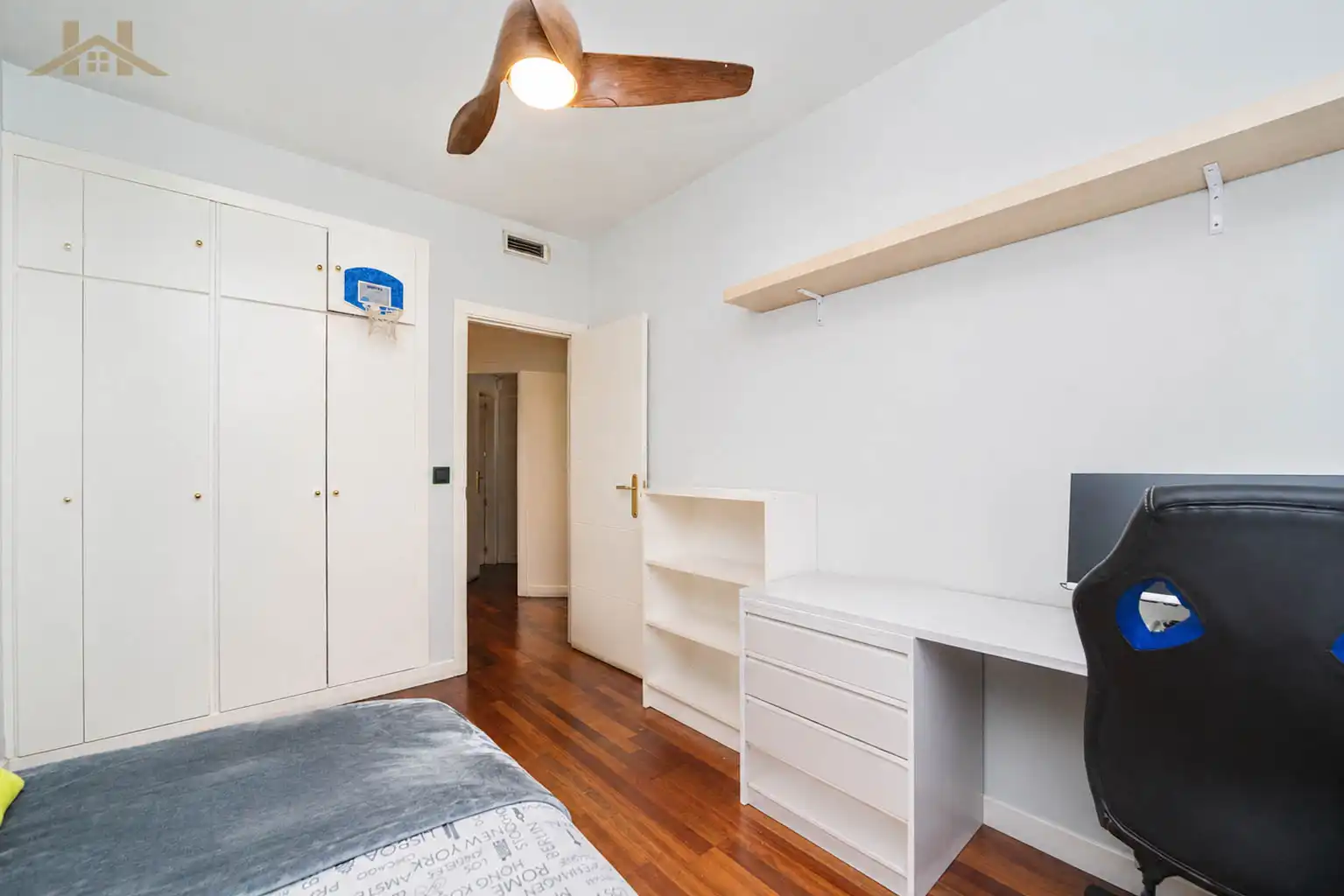 Bedroom of Flat for sale in Madrid  with Air Conditioner, Heating and Terrace