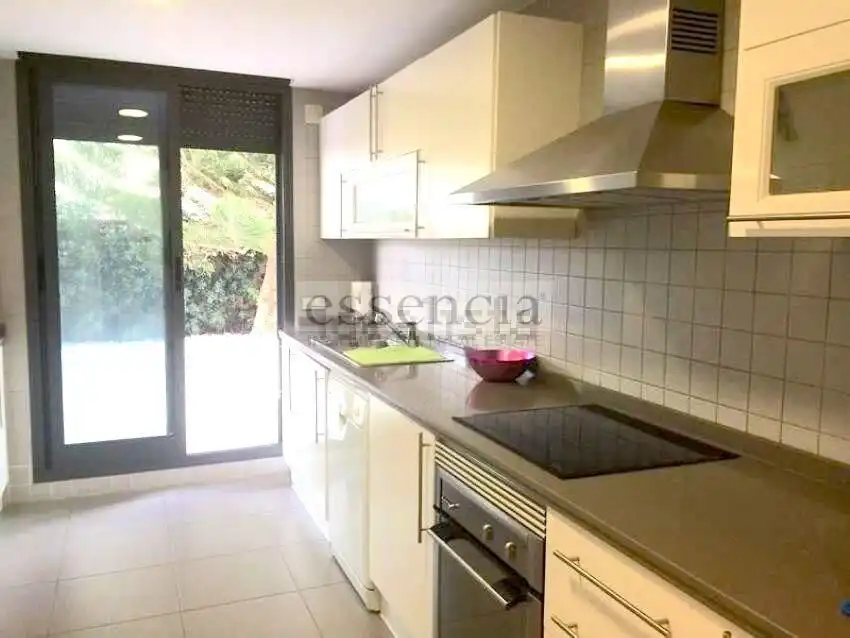 Cocina de Apartamento en venta en Gandia con Aire acondicionado, Jardín privado y Terraza