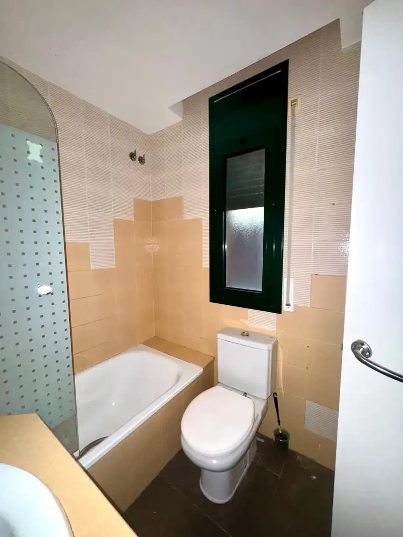 Baño de Casa o chalet en venta en Vall-llobrega con Calefacción