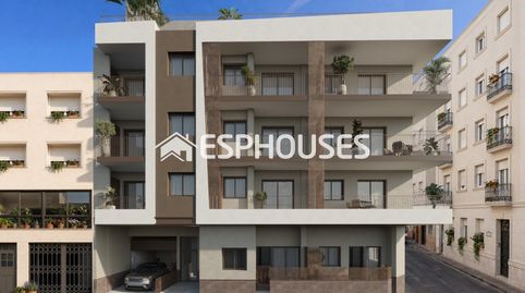 Apartamento de obra nueva en planta baja con piscina y a 600 m de la playa en Santa Pola