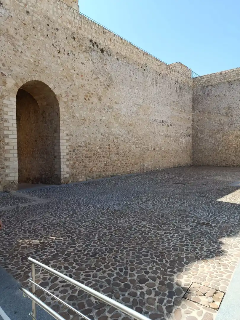 Vista exterior de Casa o xalet en venda en Hornachuelos amb Terrassa, Traster i Moblat