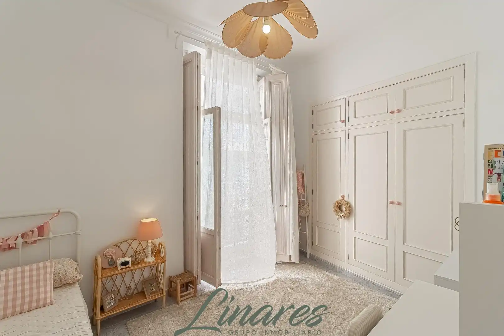 Dormitori de Apartament en venda en Cartagena amb Balcó
