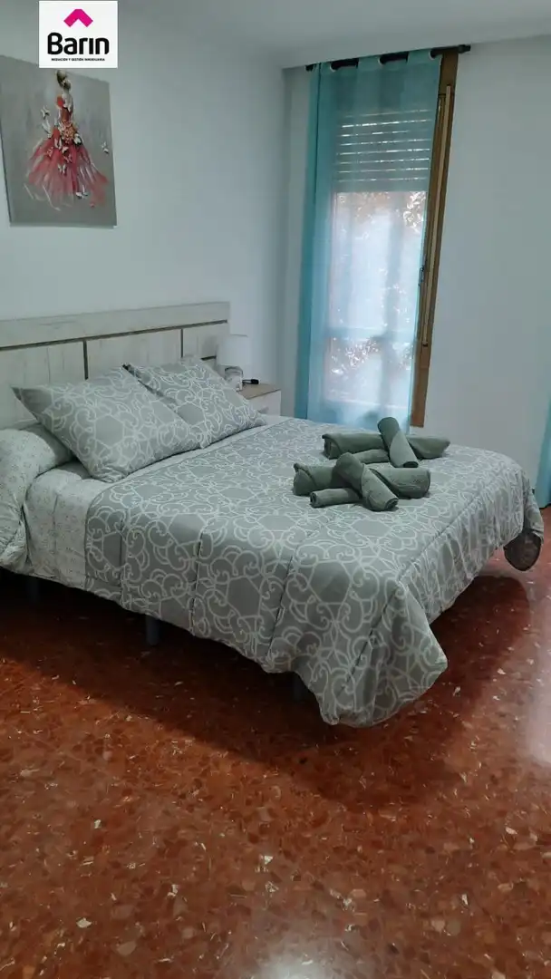 Schlafzimmer von Wohnung zum Verkauf in Córdoba mit Klimaanlage, Terrasse und Abstellraum