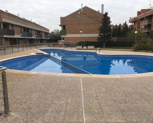 Swimming pool of Flat to rent in  Zaragoza Capital  with Air Conditioner, Terrace and Swimming Pool