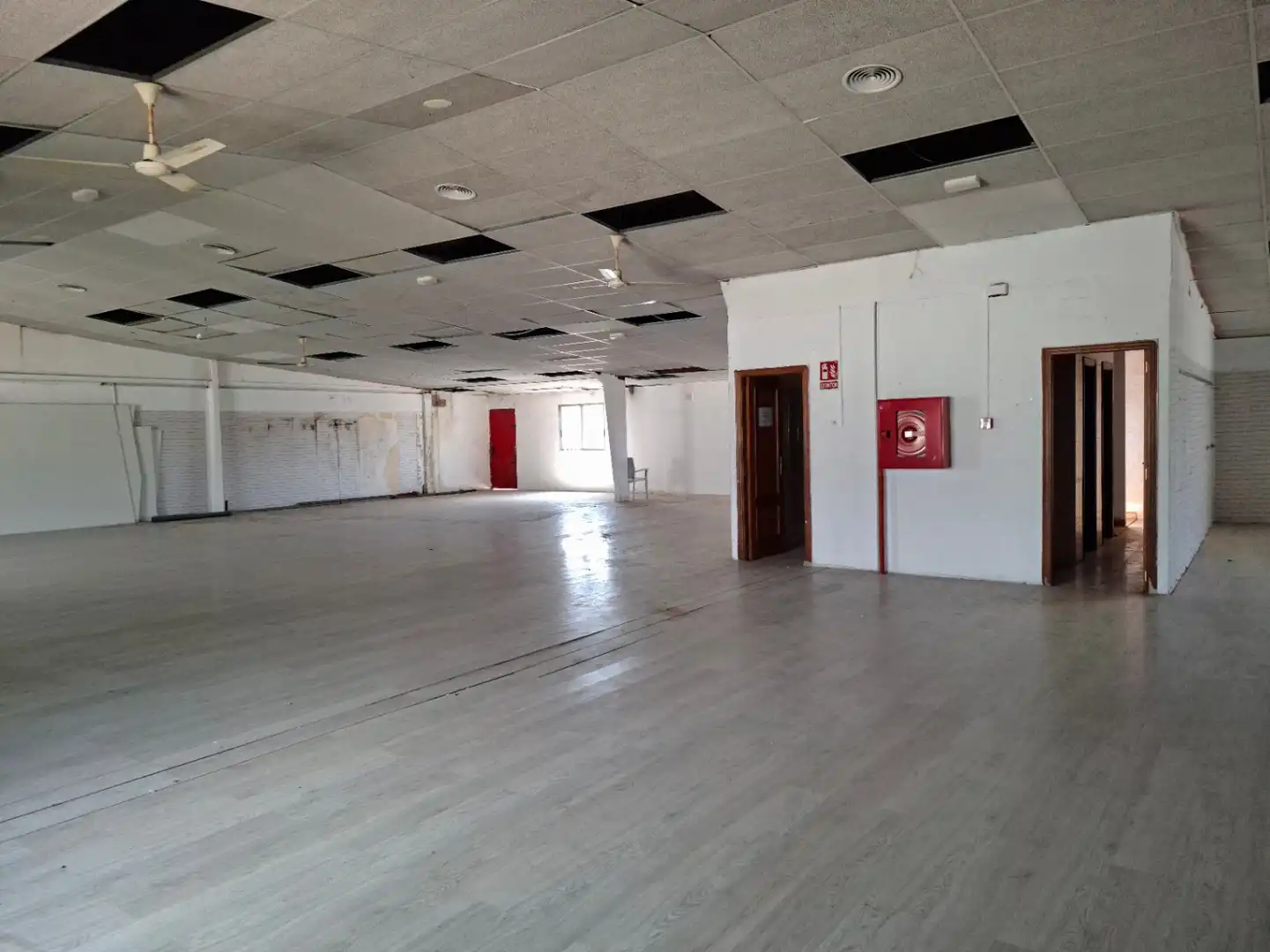 Fabrikhallen zur Miete in Finestrat