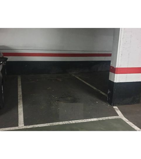 Foto 2 de Garaje en venta en Calle Heros, Abandoibarra - Guggenheim, Bilbao
