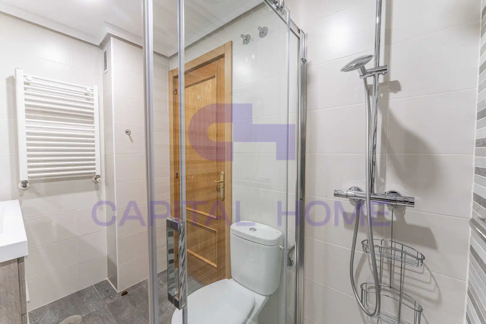 Baño de Piso en venta en Móstoles con Aire acondicionado, Calefacción y Parquet