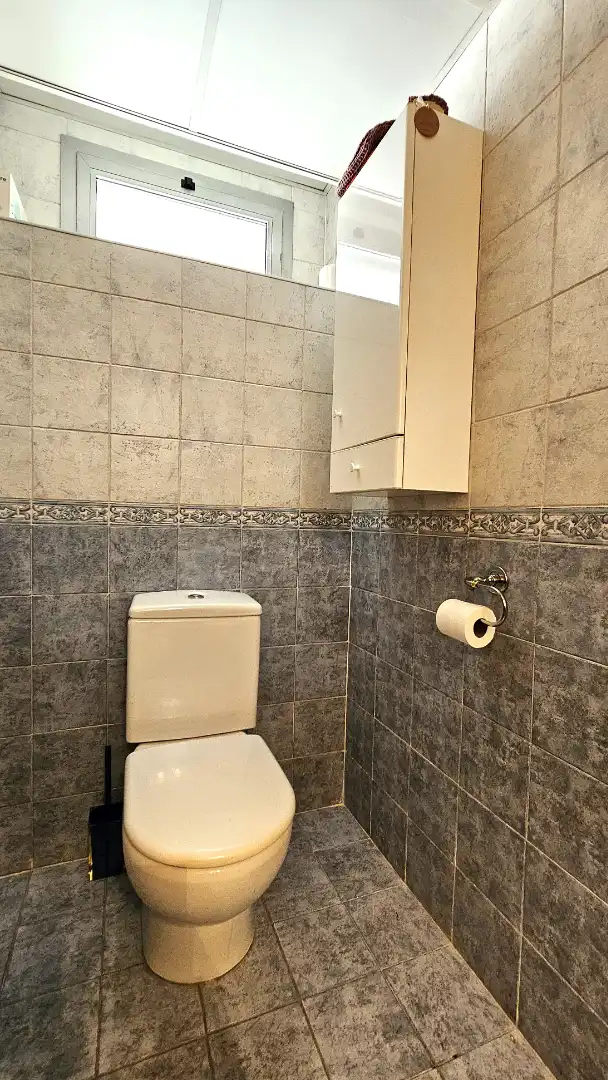 Baño de Casa adosada en venta en Zaragoza con Aire acondicionado, Calefacción y Jardín privado