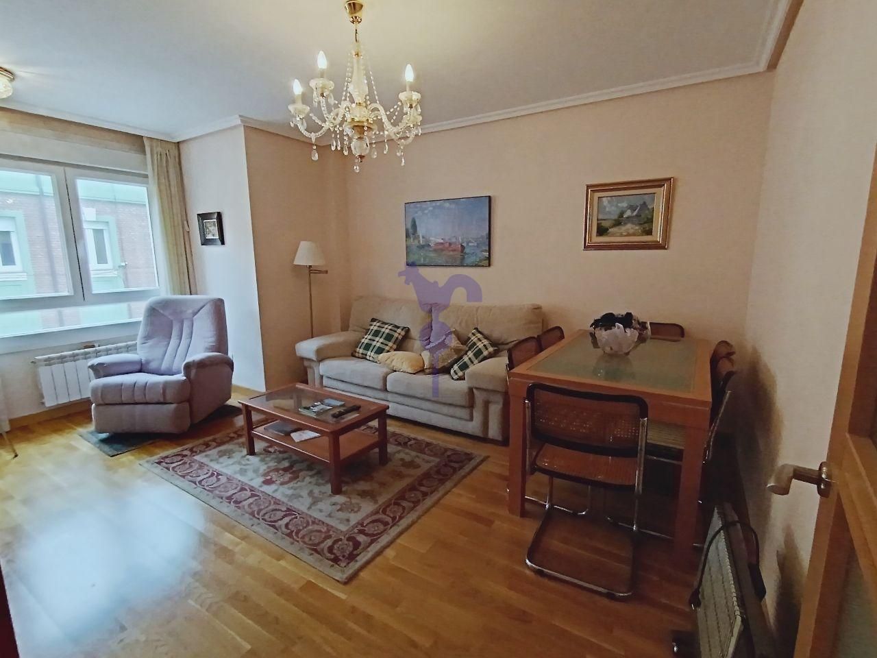 Apartament en venda a San Mamés - La Palomera, León Capital