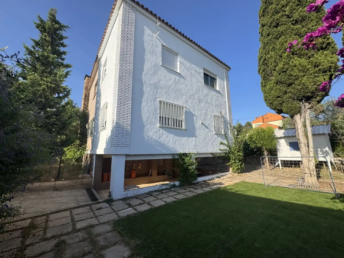 Vista exterior de Casa o chalet en venta en Torrent con Terraza, Trastero y Piscina
