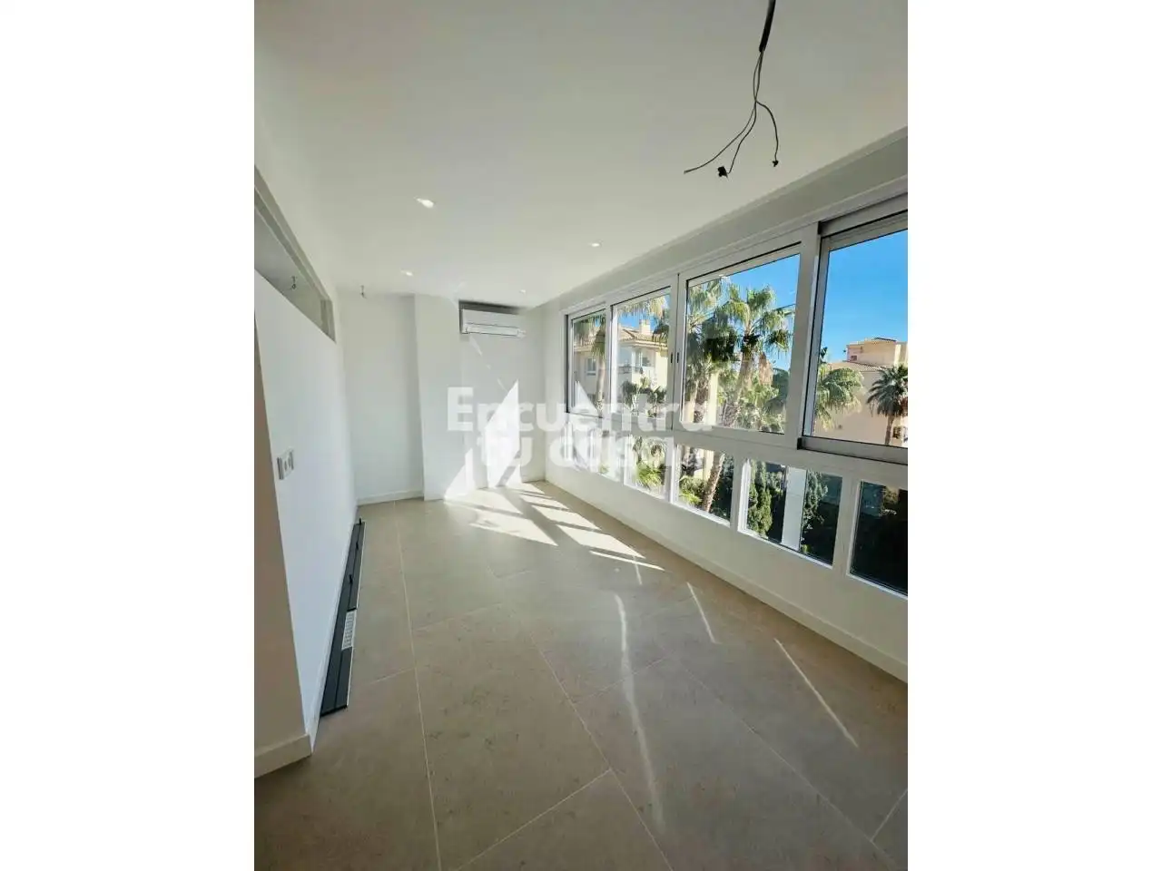 Habitación de Apartamento en venta en L'Alfàs del Pi con Aire acondicionado, Calefacción y Piscina comunitaria