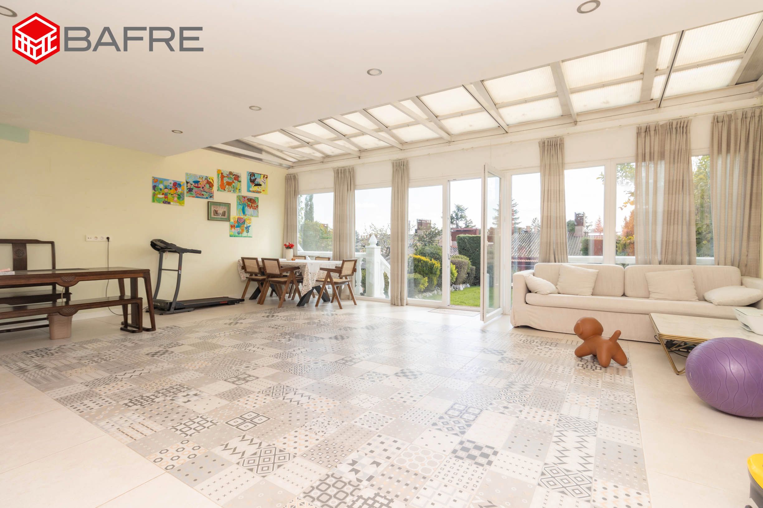 Living room of House or chalet for sale in Boadilla del Monte  with Air Conditioner, Private garden and Terrace