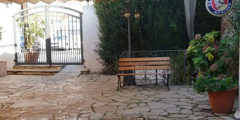 Jardí de Casa o xalet en venda en Sant Vicenç de Montalt amb Aire condicionat i Moblat