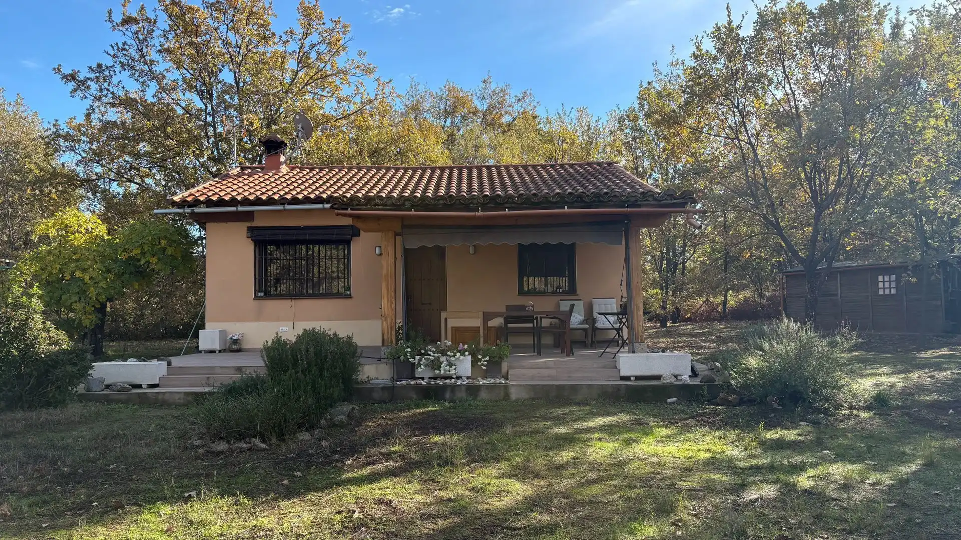 Vista exterior de Casa o chalet en venta en Villanueva de la Vera con Aire acondicionado y Jardín privado