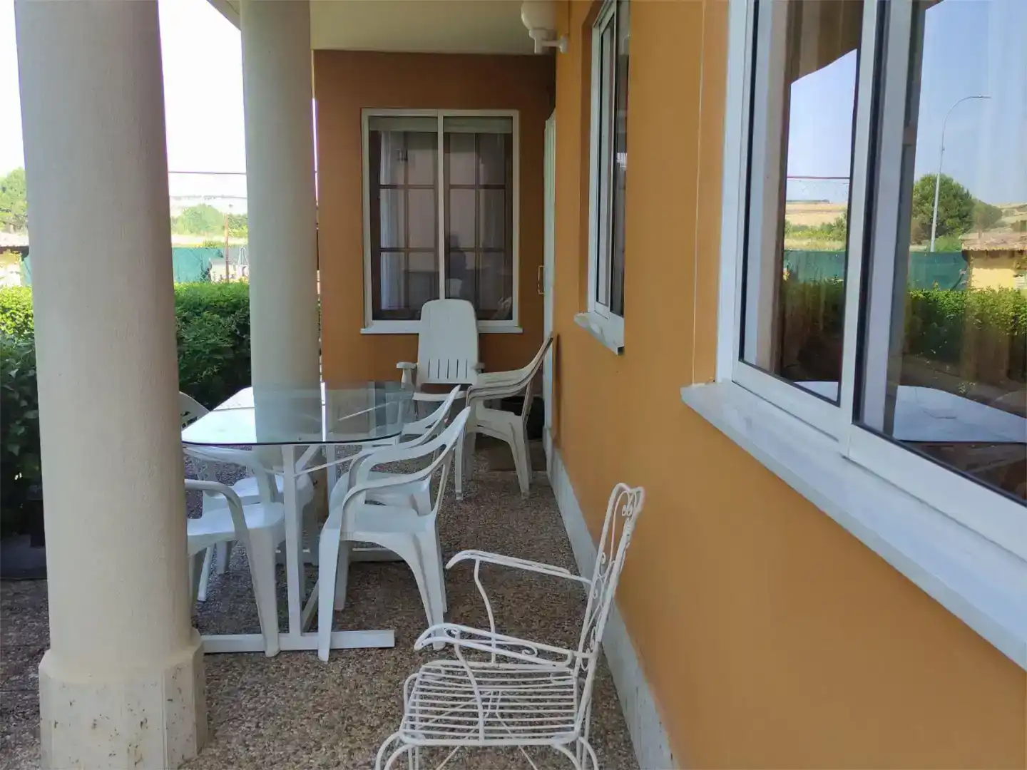 Terrassa de Casa o xalet en venda en Dueñas amb Jardí privat, Parquet i Traster