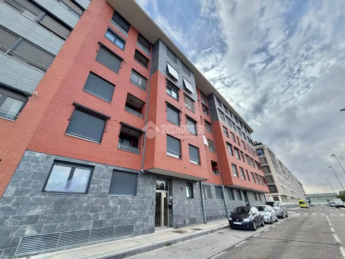 Exterior view of Flat for sale in Palencia  with Heating, Terrace and Storage room