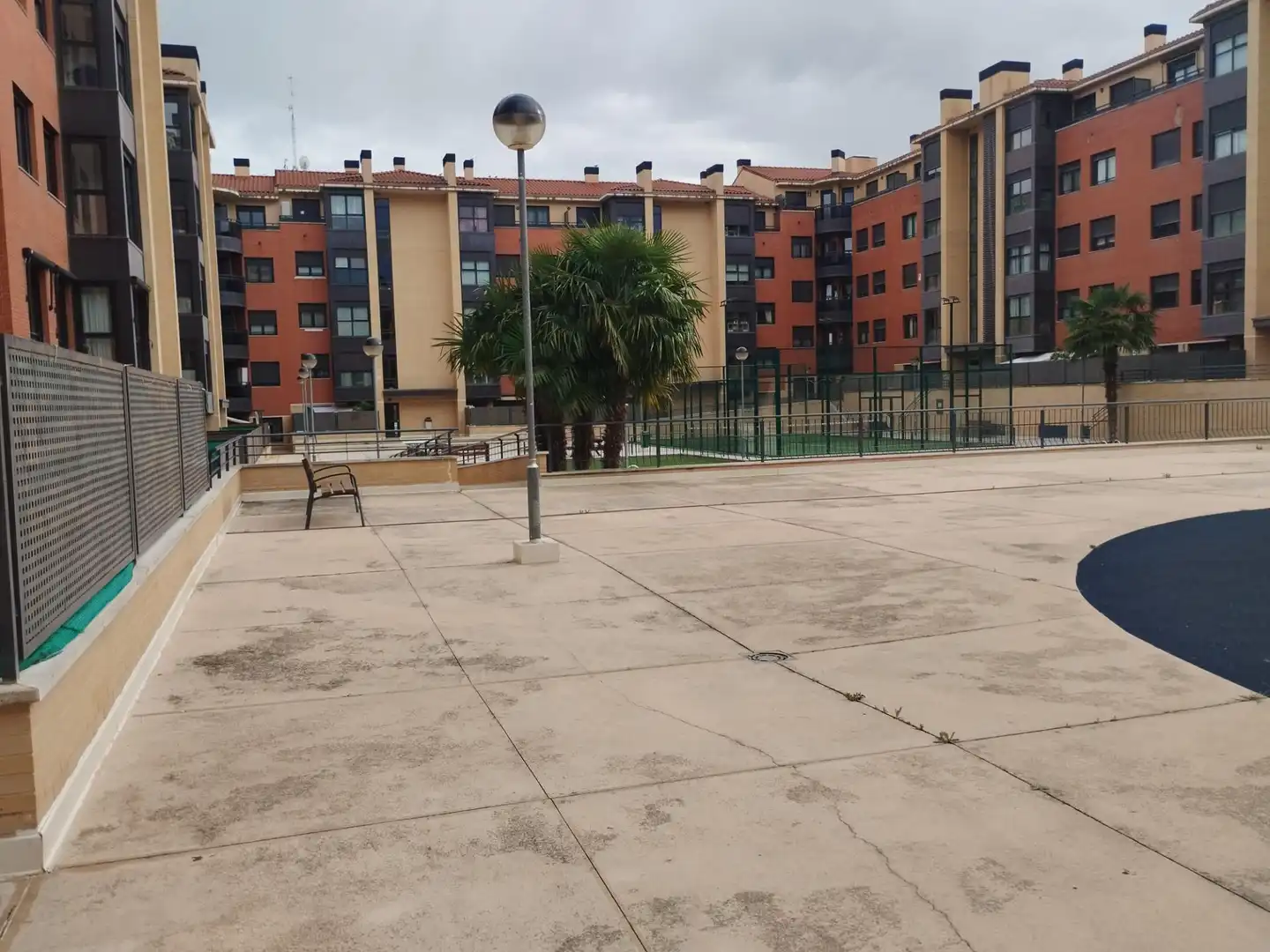 Parking de Loft de alquiler en Arroyo de la Encomienda con Calefacción, Terraza y Trastero