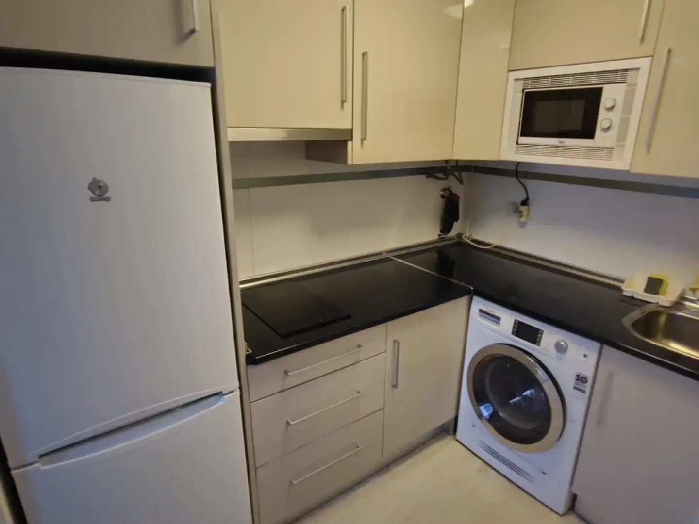 Cocina de Apartamento de alquiler en Murcia con Aire acondicionado, Calefacción y Amueblado