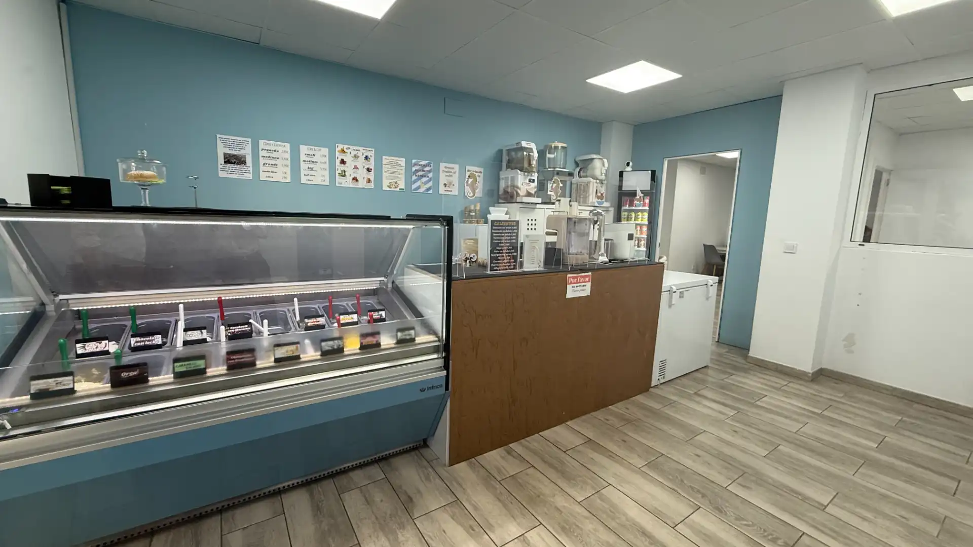 Premises for sale in  Barcelona Capital  with Air Conditioner, Heating and Parquet flooring