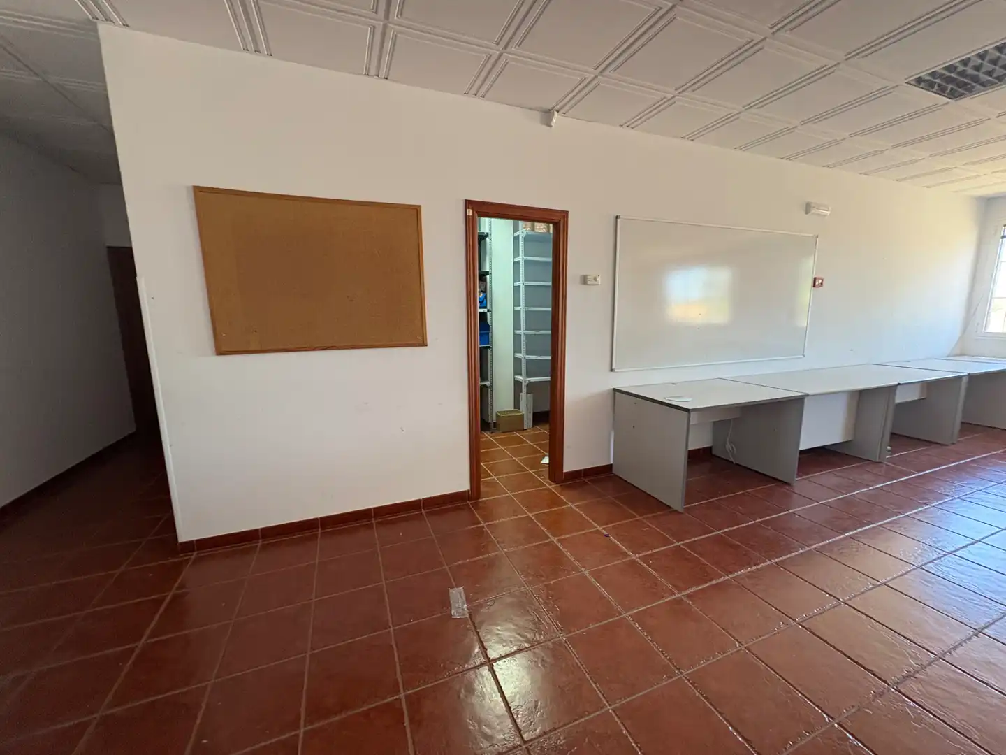 Local commercial à vendre à Avenida Jesús de Nazaret, imagen 3