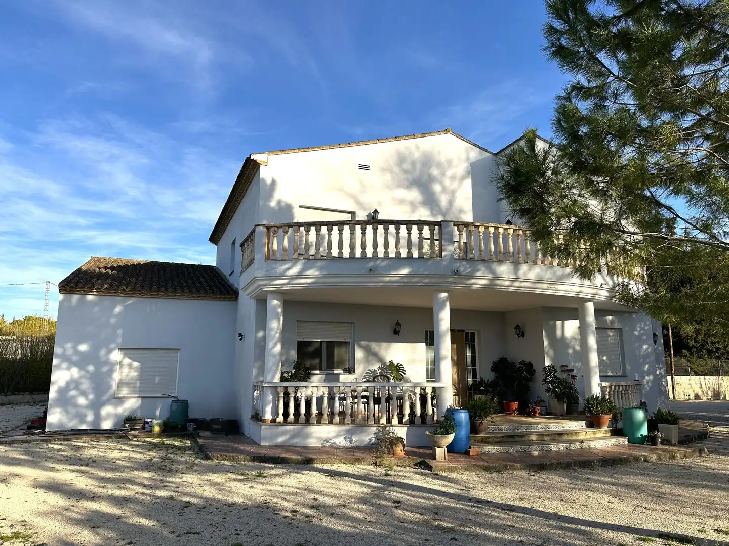 Vista exterior de Casa o chalet en venta en Ontinyent con Aire acondicionado, Calefacción y Jardín privado