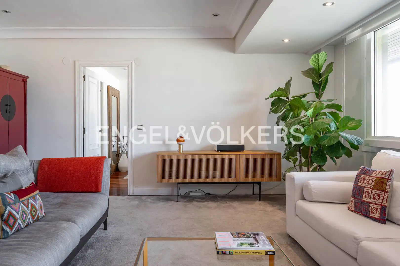 Sala de estar de Piso en venta en Donostia - San Sebastián  con Calefacción, Parquet y Terraza