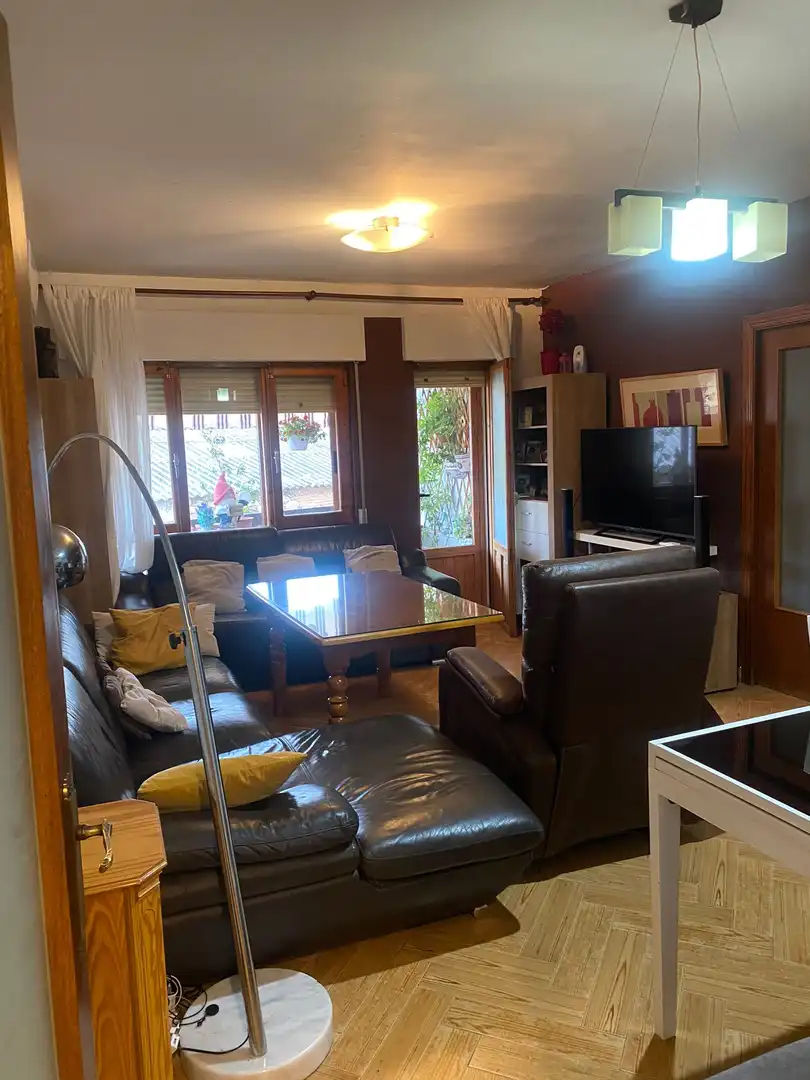 Sala d'estar de Pis en venda en Castuera amb Aire condicionat, Calefacció i Traster
