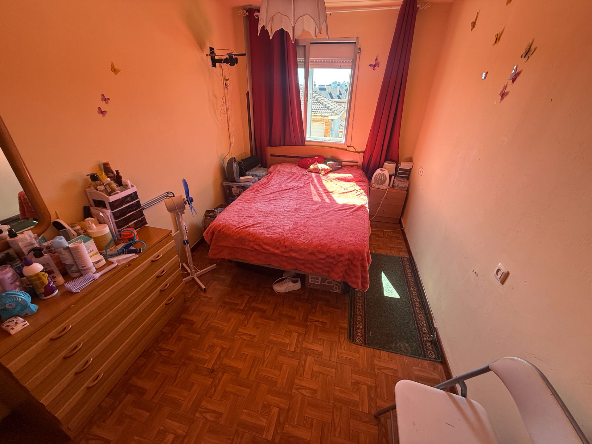 Habitación de Piso en venta en Avilés con Amueblado