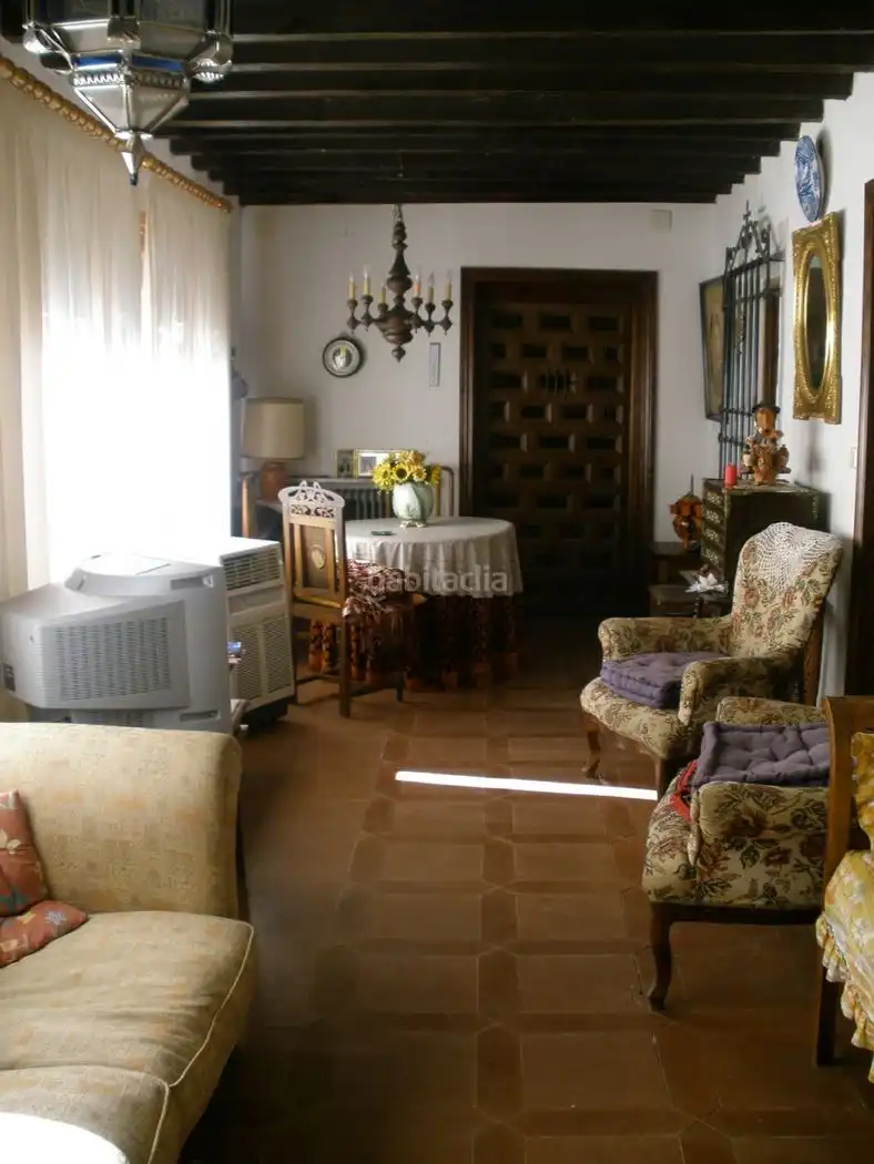 Casa amb jardí en venda a Avenida José Antonio 45, imagen 5