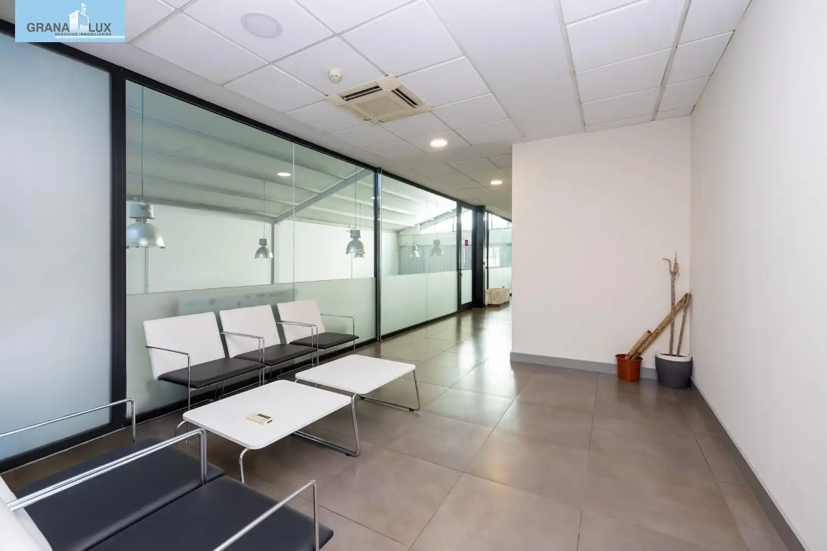 Inmuebles singulares con ascensor en venta en Peligros, imagen 32