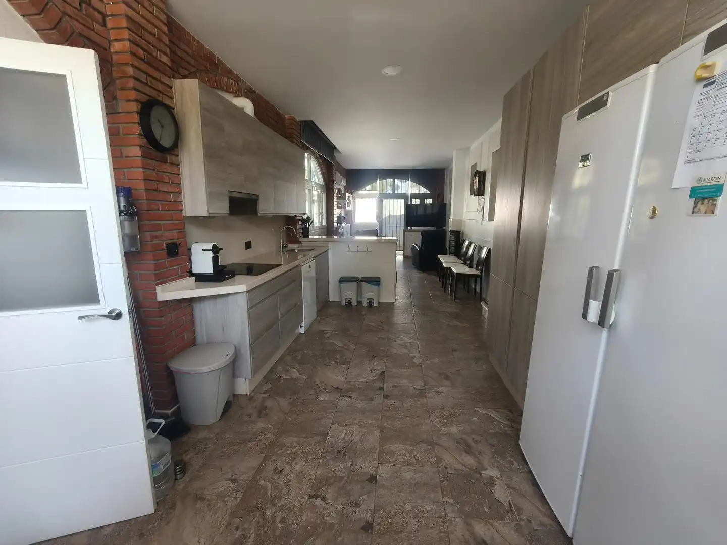 Kitchen of Houses for sale in Chiclana de la Frontera  with Air Conditioner, Swimming Pool and Alarm
