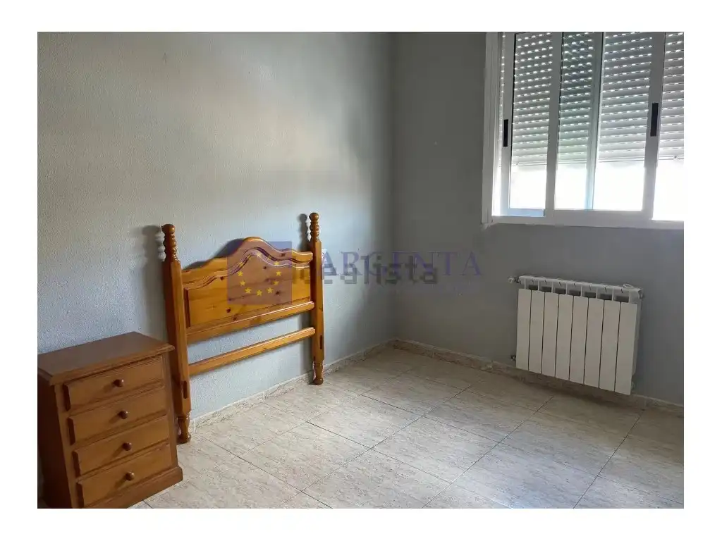 Piso con ascensor en venta en Ruta de la Plata, imagen 3