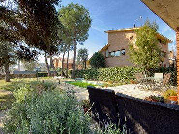Casa con balcone in vendita a Ponent - Set Camins