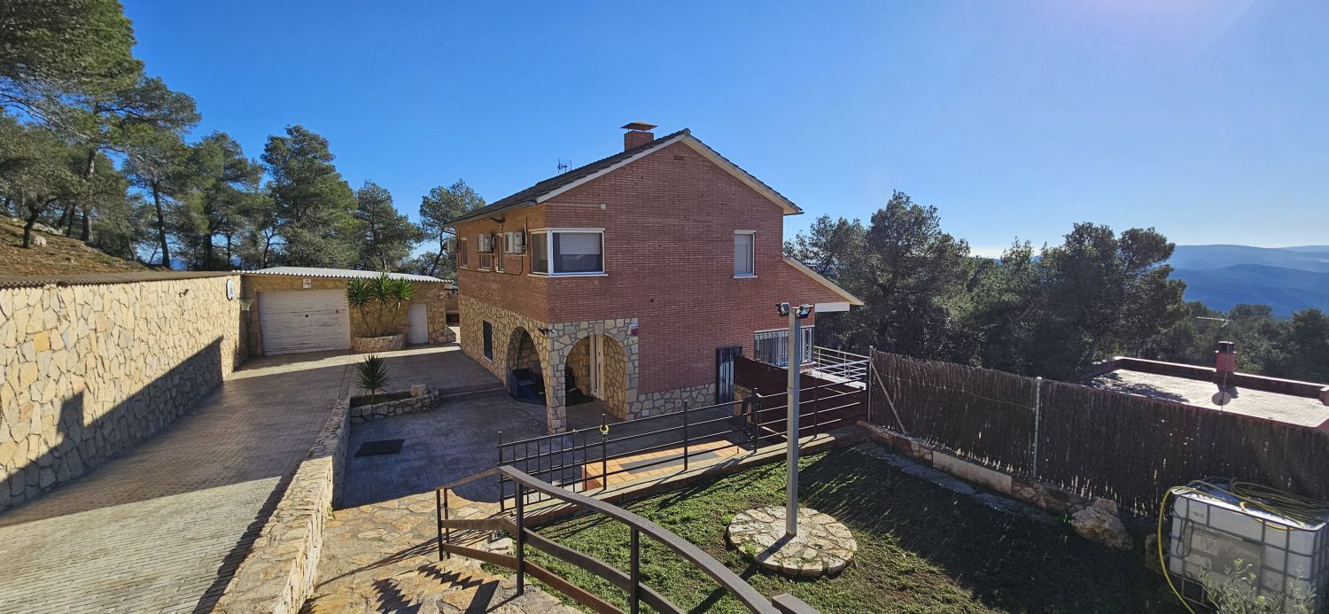 Casa o chalet en venta en CREU AREGALL, Corbera de Llobregat