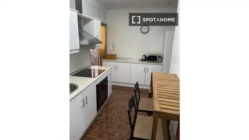 Room in Martiricos - La Roca - La Rosaleda