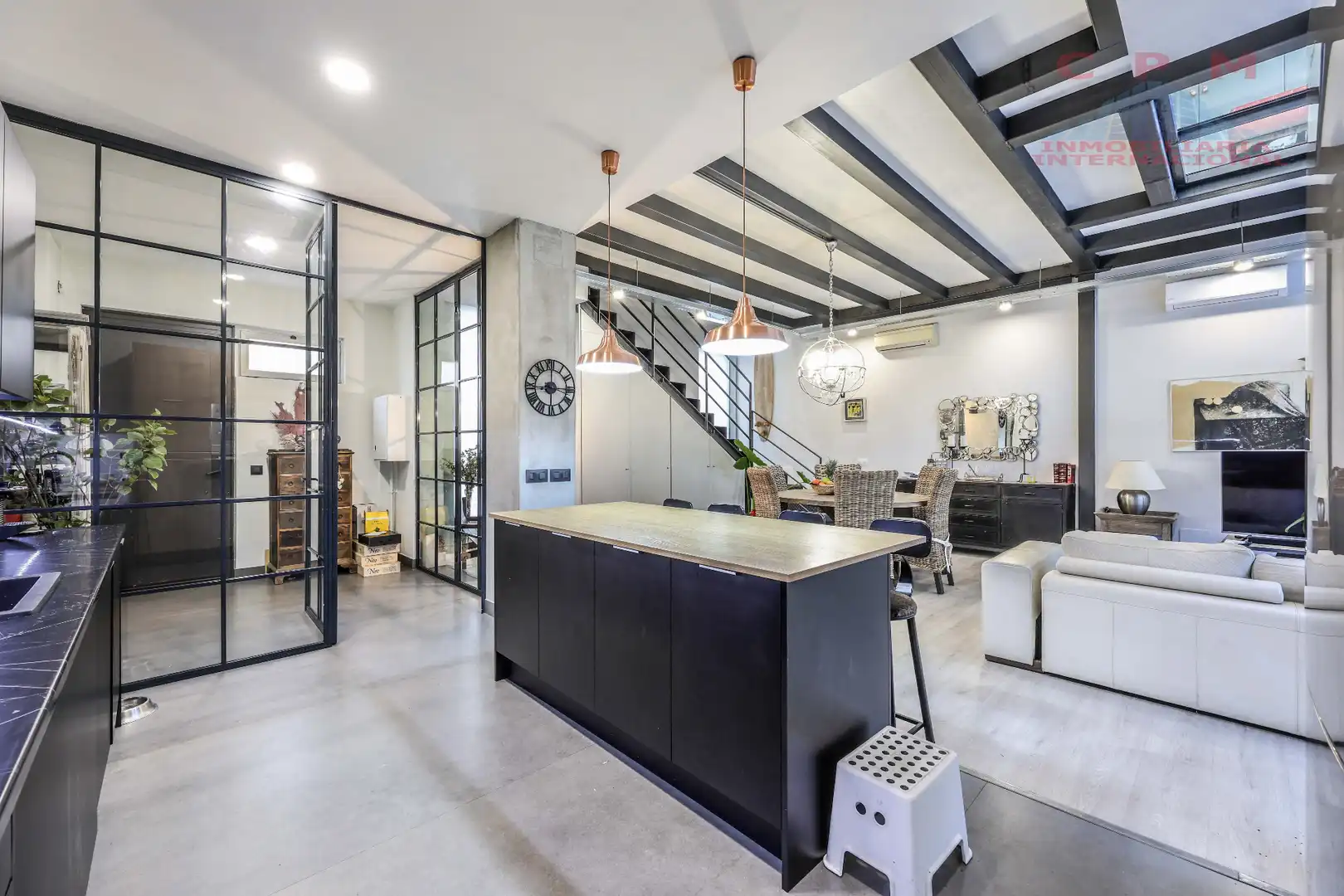 Cocina de Dúplex de alquiler en Alcobendas con Aire acondicionado, Calefacción y Jardín privado