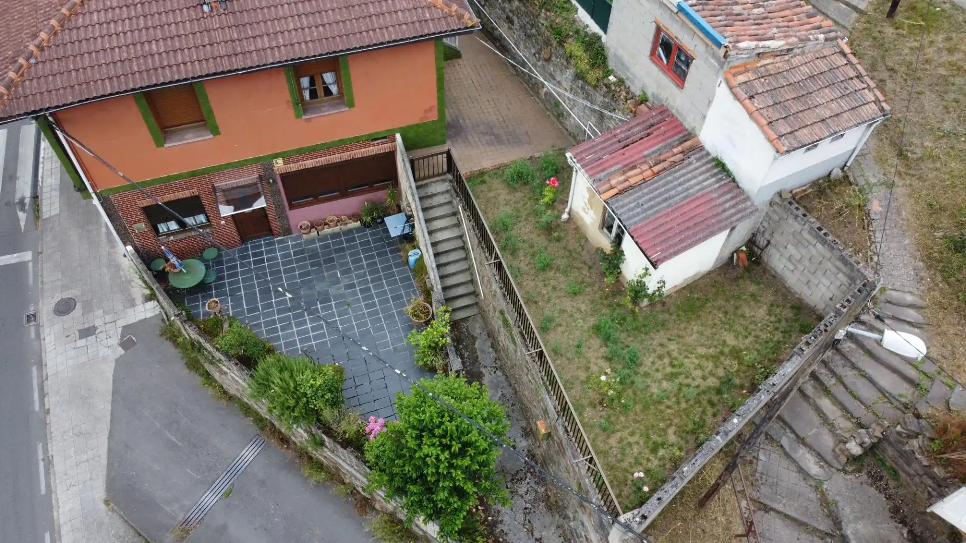 Casa adosada en venta en Mieres (Asturias)