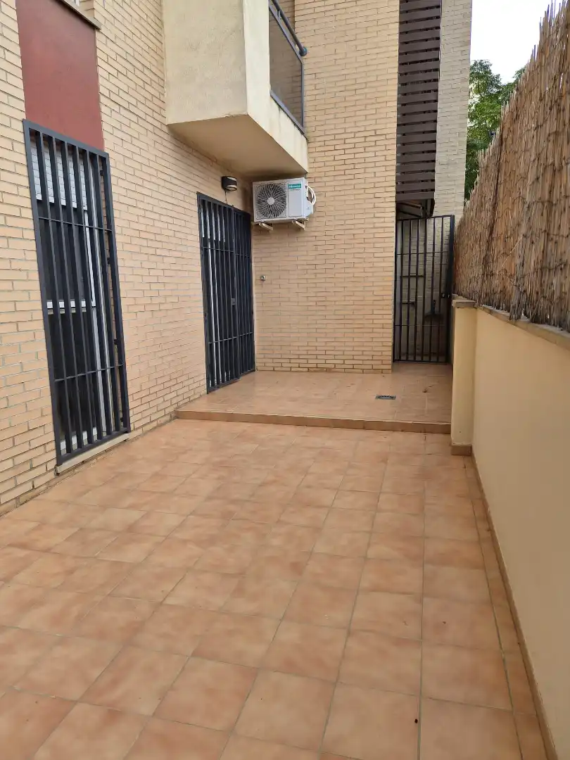Ground floor for rent in Granada, Granada